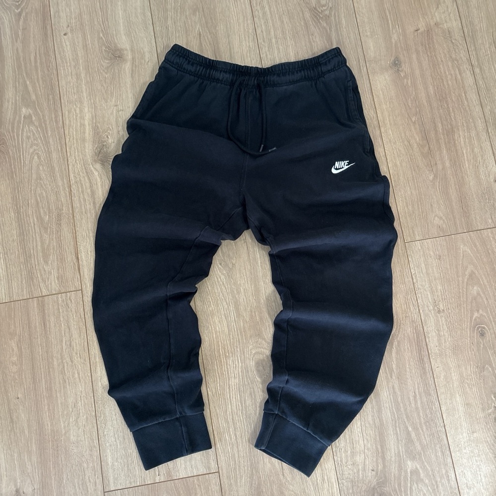 Nike Black Joggers with Elastic Waistband and Cuffed Ankles